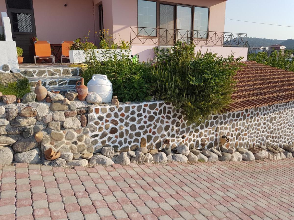 Melina'S Apartments Kalavárda Kültér fotó