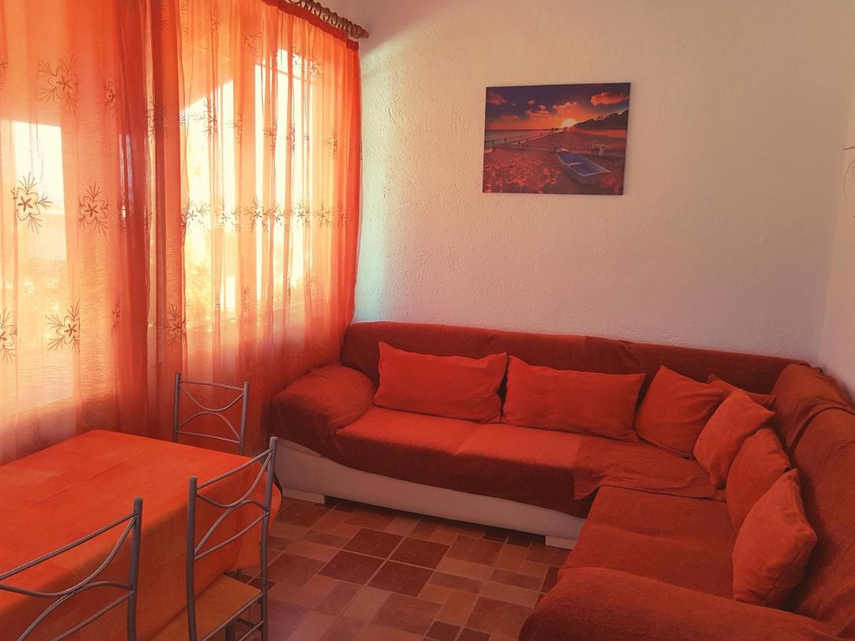 Melina'S Apartments Kalavárda Kültér fotó